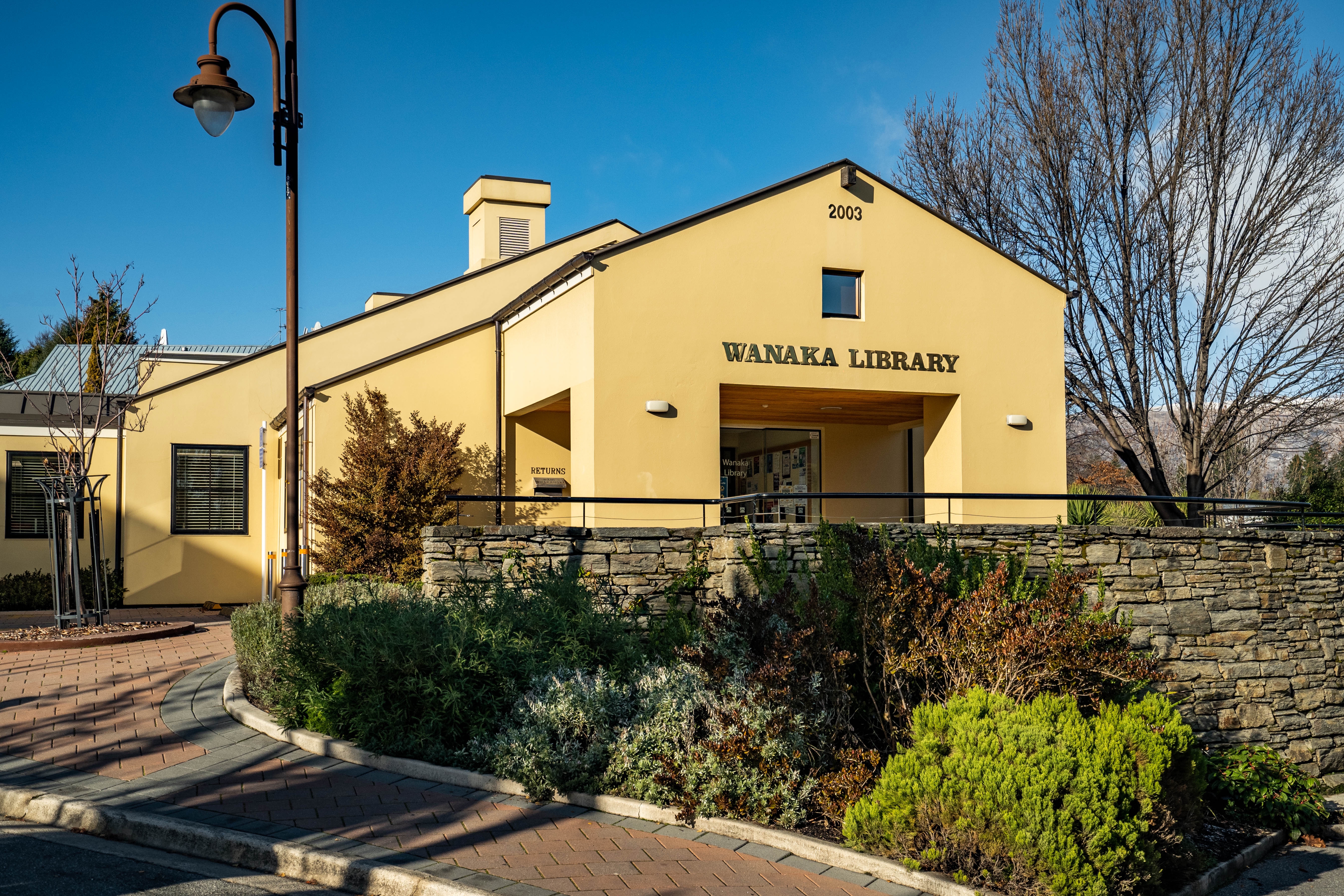 Wānaka Library